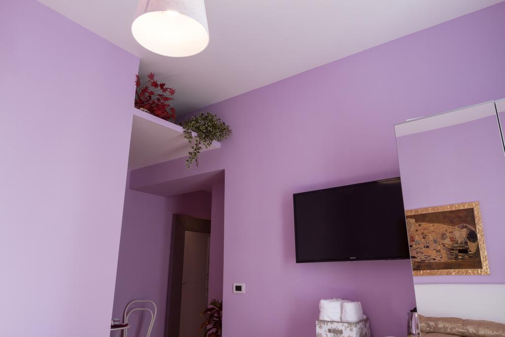 Bevilacqua Bed Roma Santa Croce Hotel Room photo