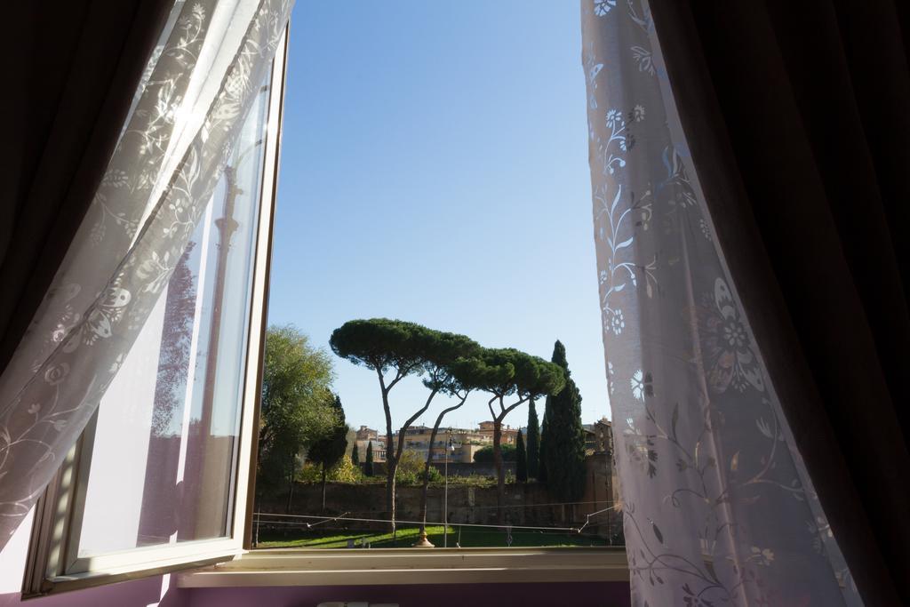 Bevilacqua Bed Roma Santa Croce Hotel Room photo