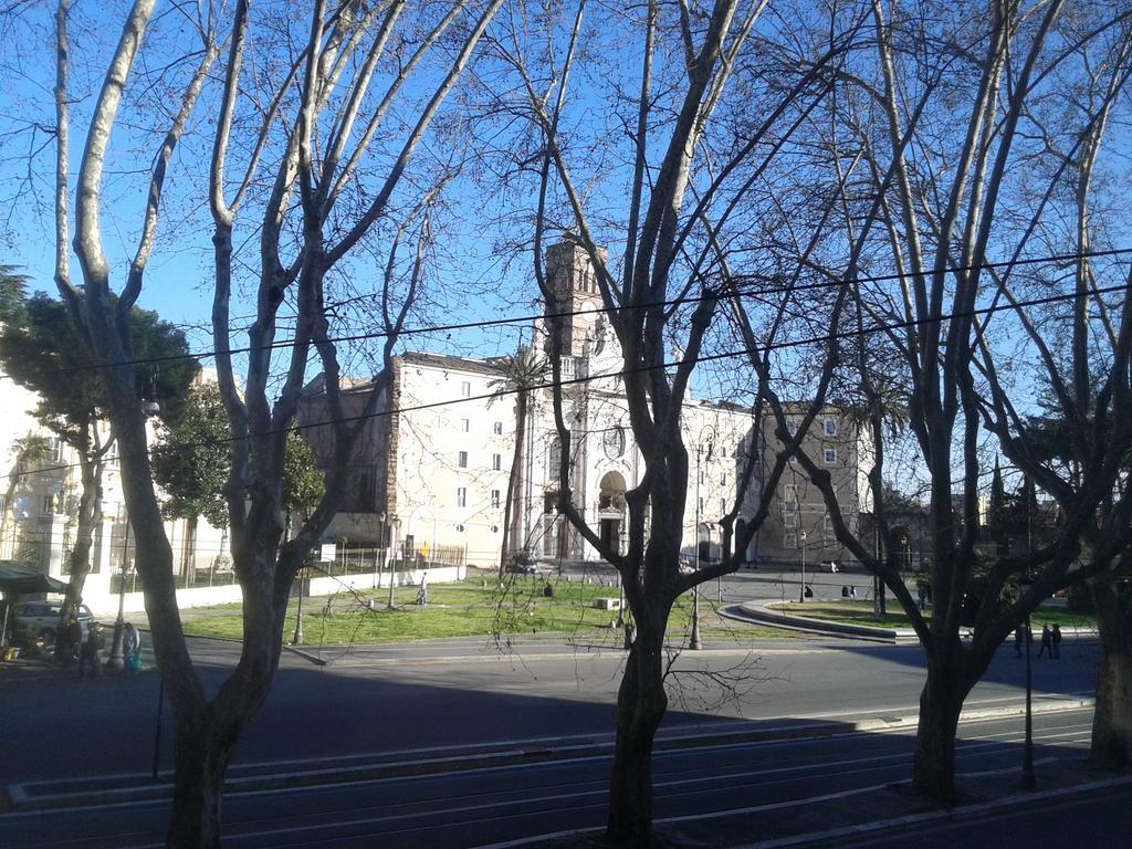 Bevilacqua Bed Roma Santa Croce Hotel Exterior photo