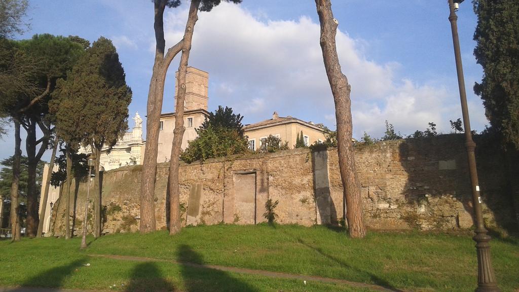 Bevilacqua Bed Roma Santa Croce Hotel Exterior photo